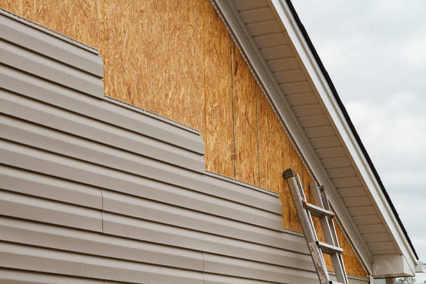 24/7 Emergency Siding experts in Clifton, VA